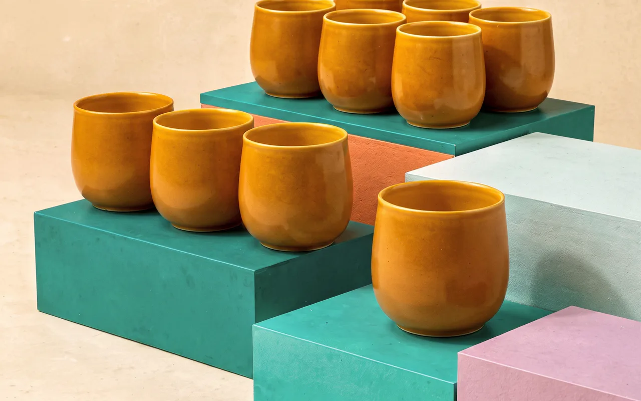 Quantity break merchandising campaign product photography
